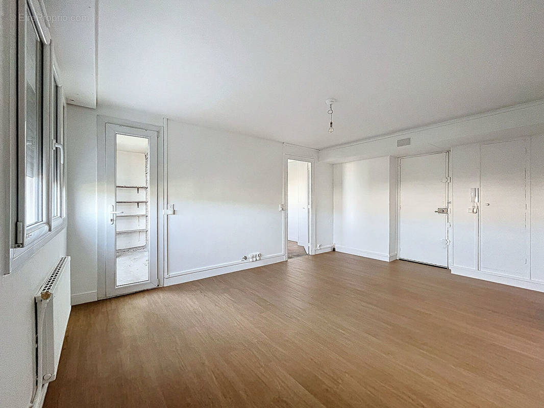 Appartement à SOTTEVILLE-LES-ROUEN