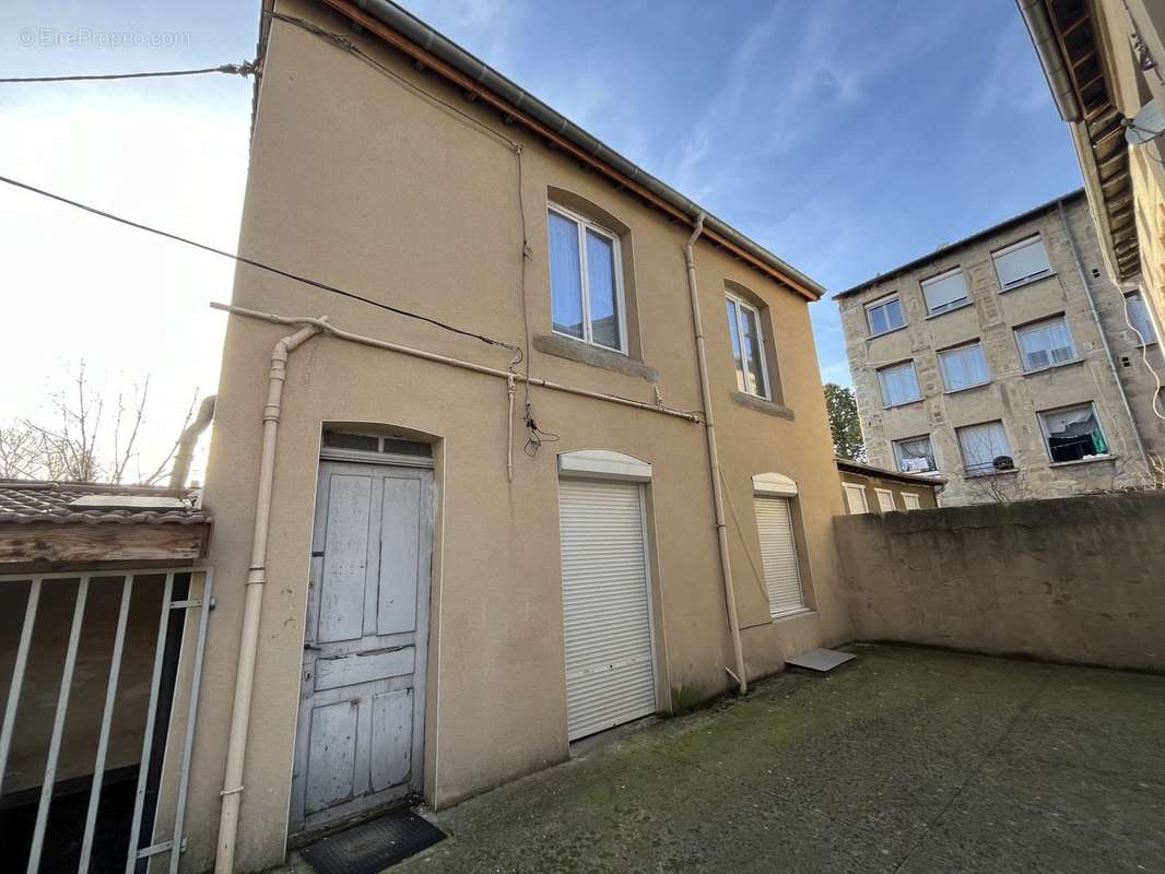 Appartement à SAINT-ETIENNE