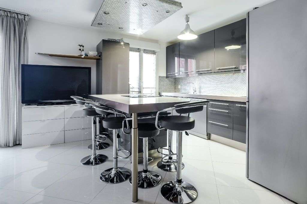 Appartement à ROSNY-SOUS-BOIS