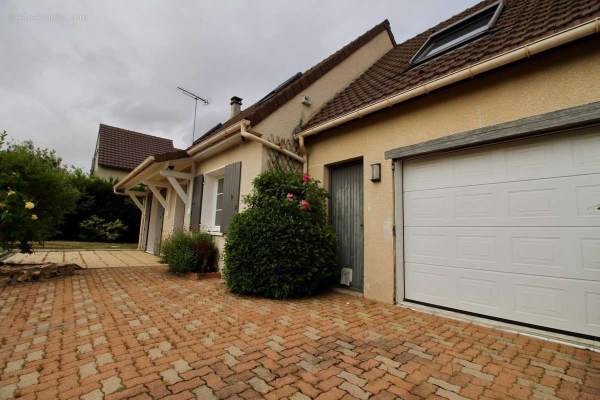 Maison à MONTFORT-L&#039;AMAURY