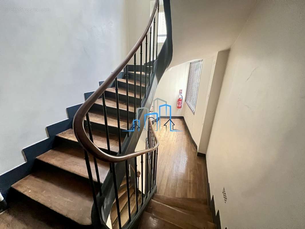 Appartement à PARIS-10E