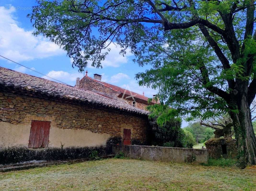 Maison à SAINT-PAULET-DE-CAISSON