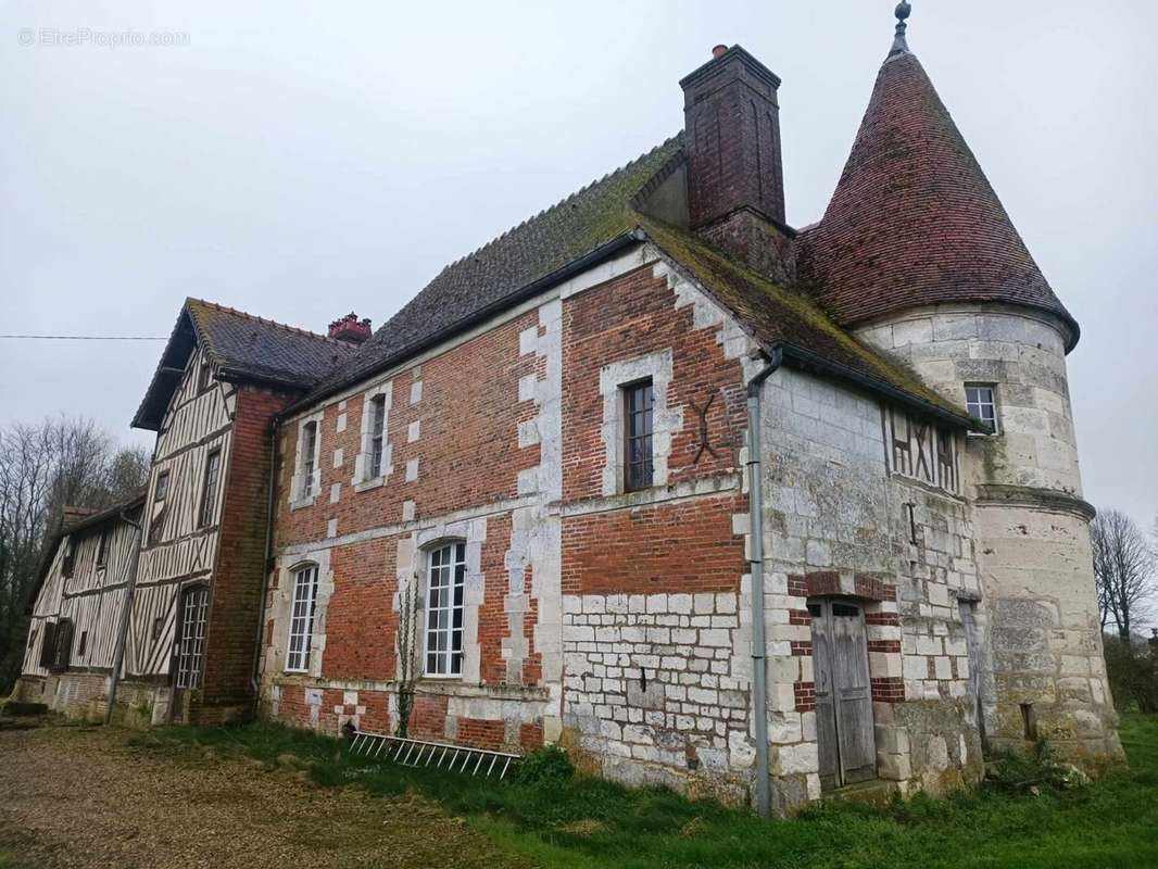 Maison à BOURG-ACHARD