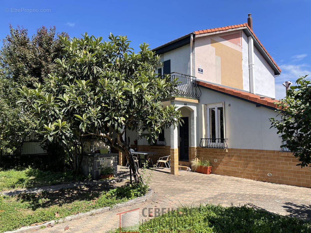 Maison à CLERMONT-FERRAND