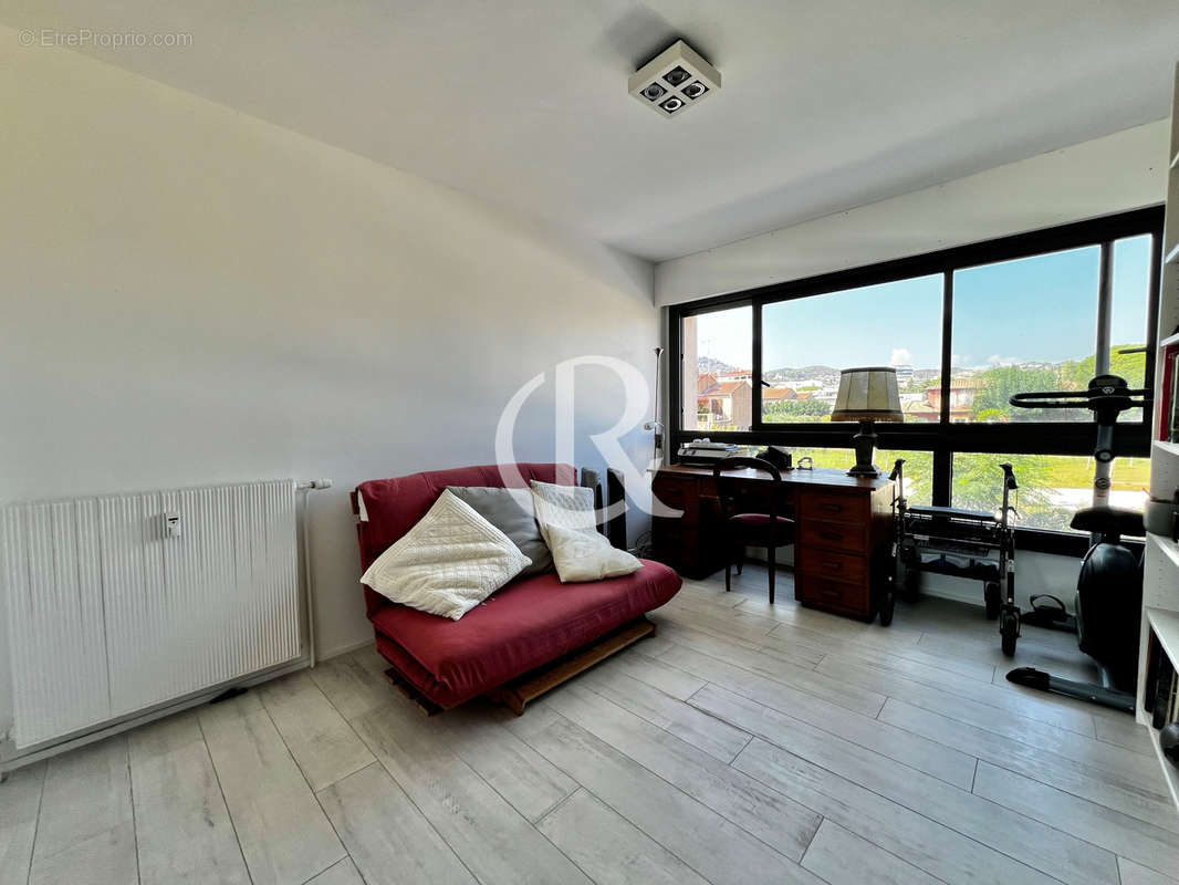 Appartement à HYERES