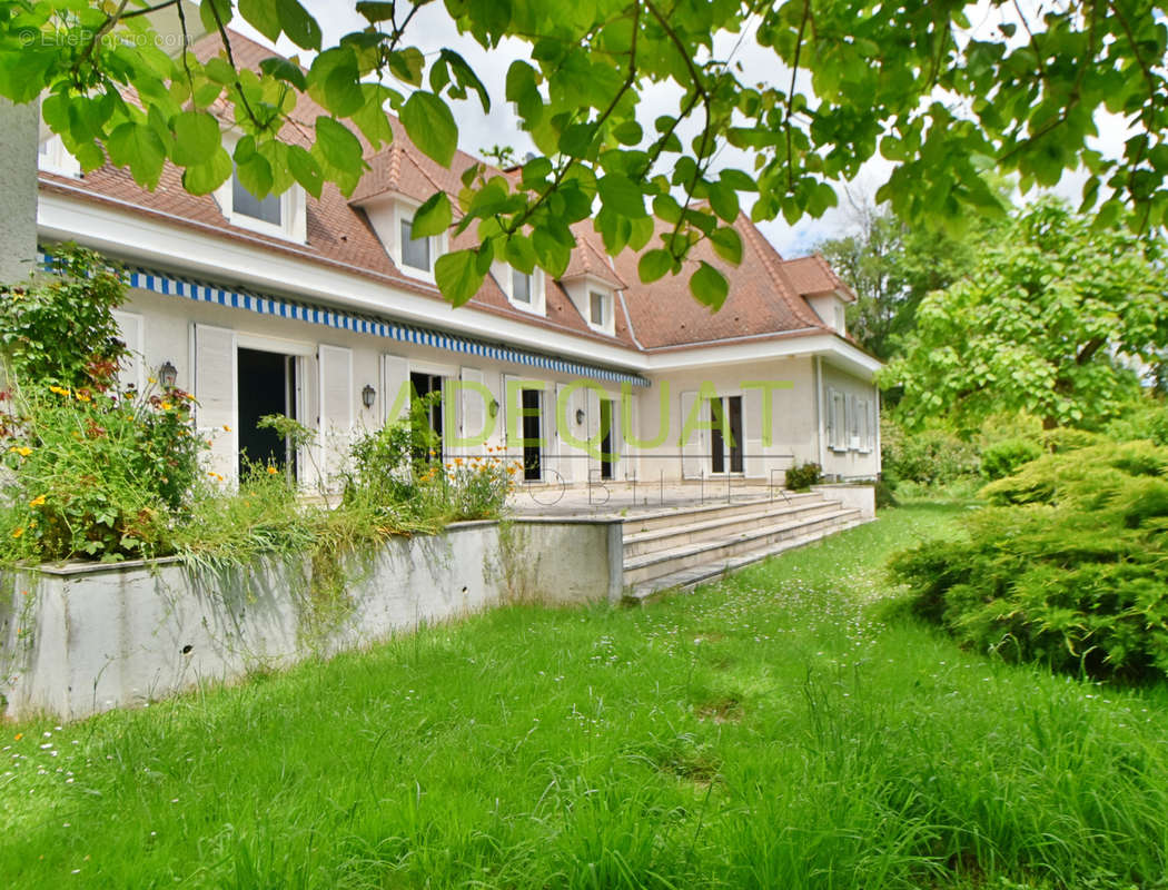 Maison à CESSIEU