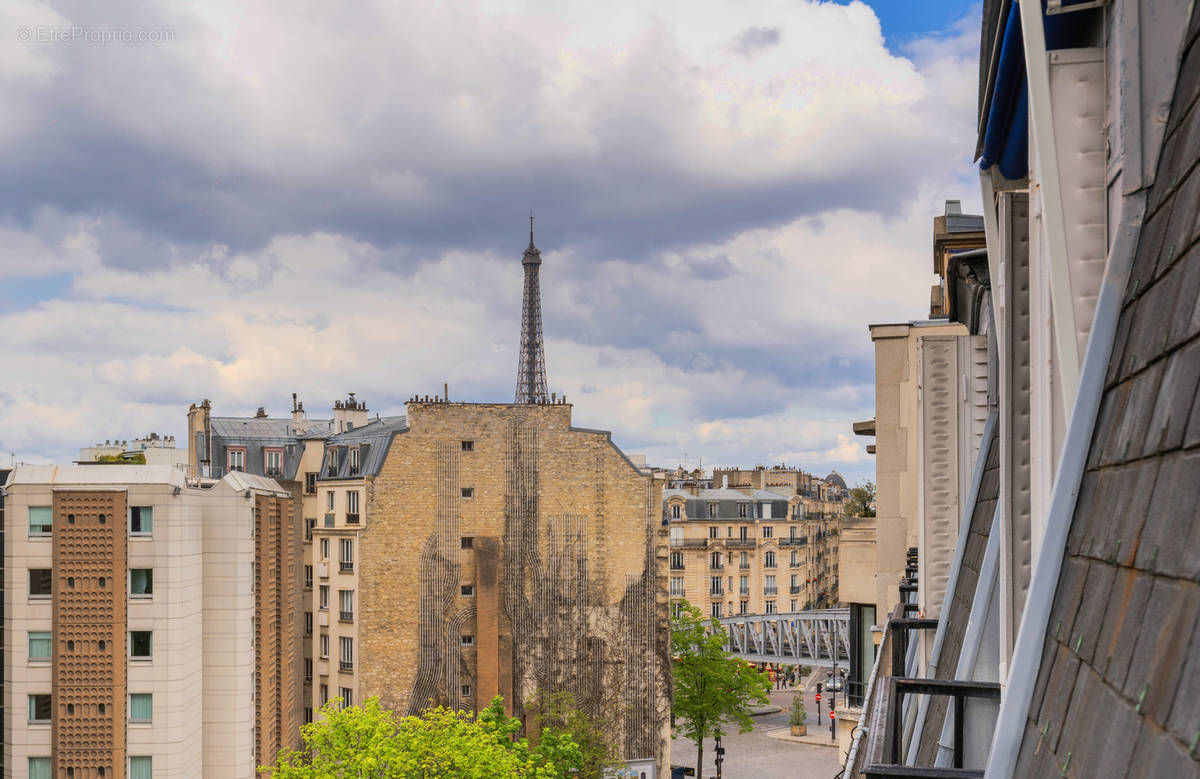 Appartement à PARIS-15E