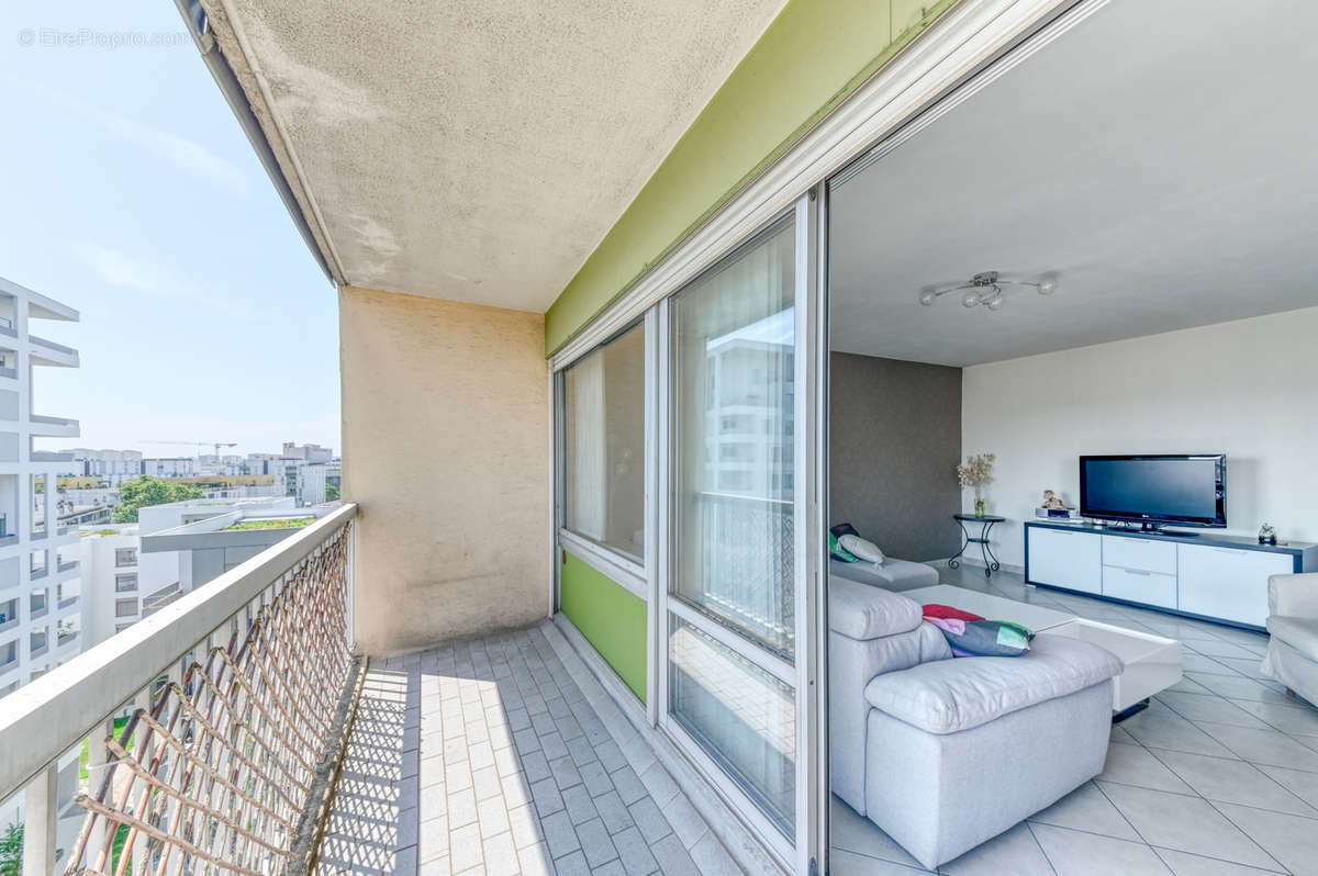 Appartement à LYON-8E