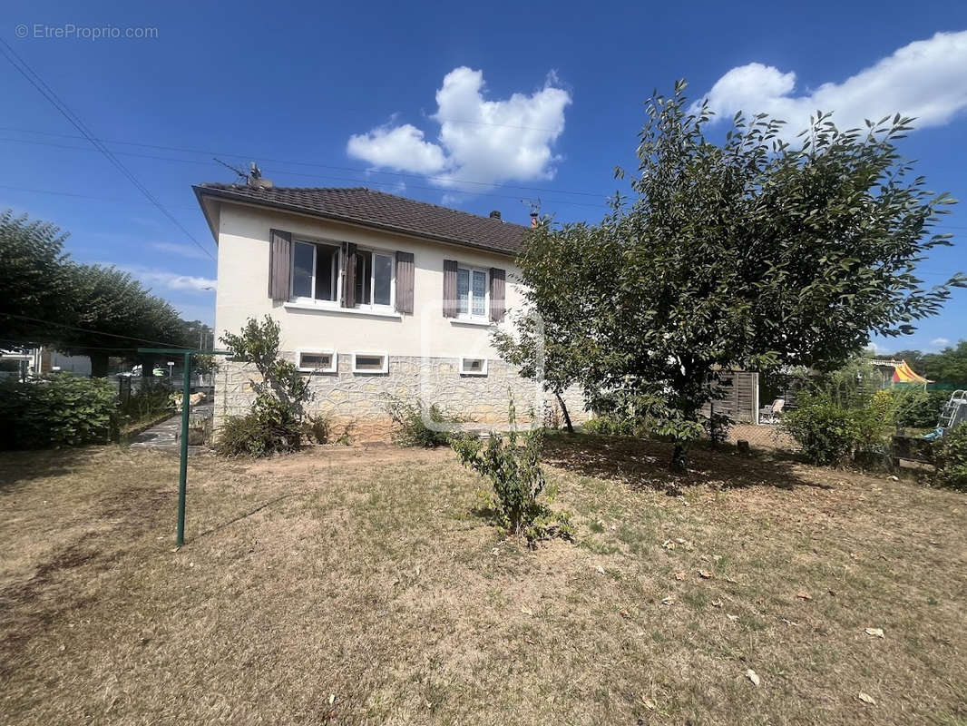 Maison à MALEMORT-SUR-CORREZE