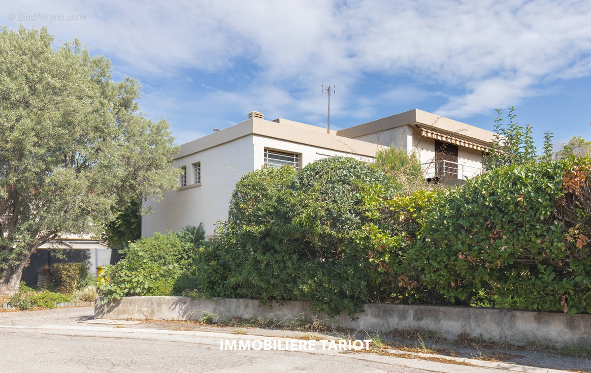 Maison à MARSEILLE-8E