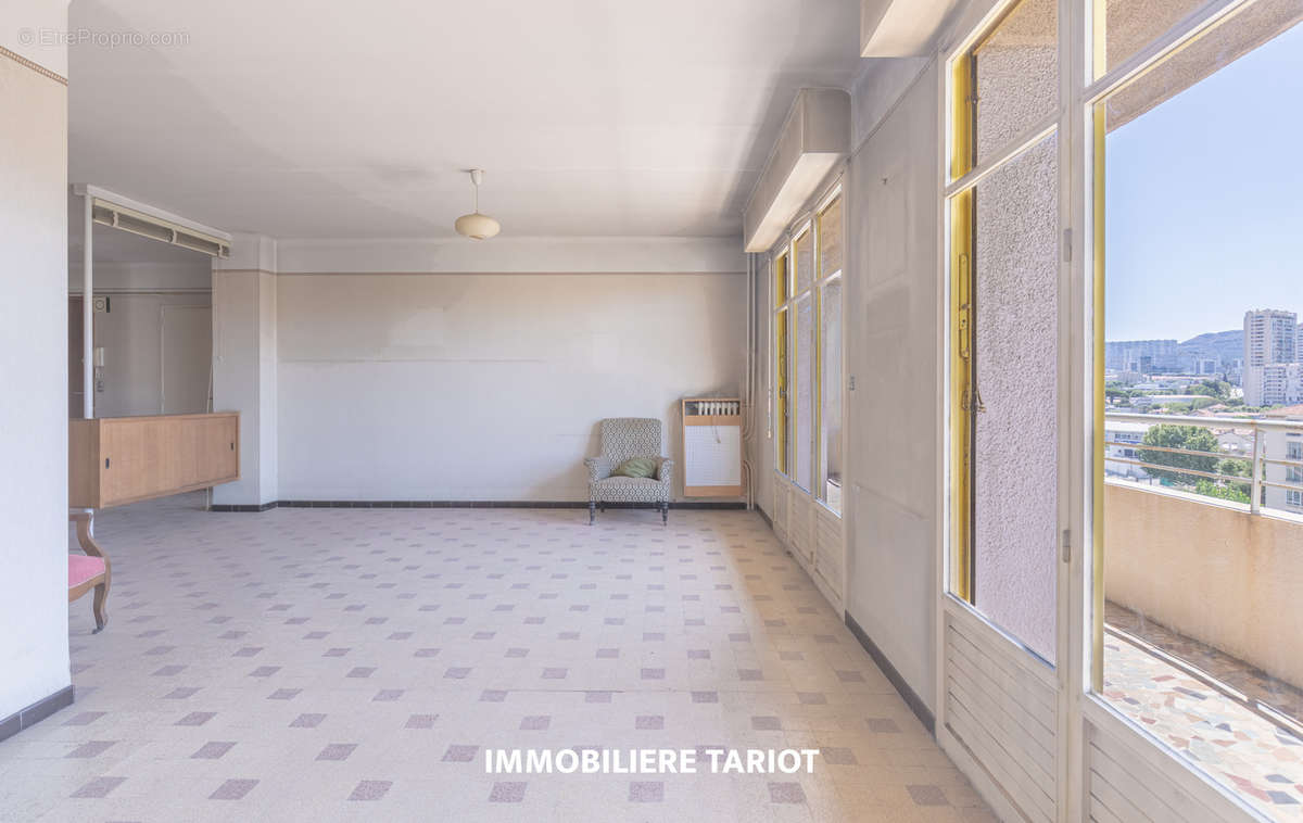 Appartement à MARSEILLE-9E