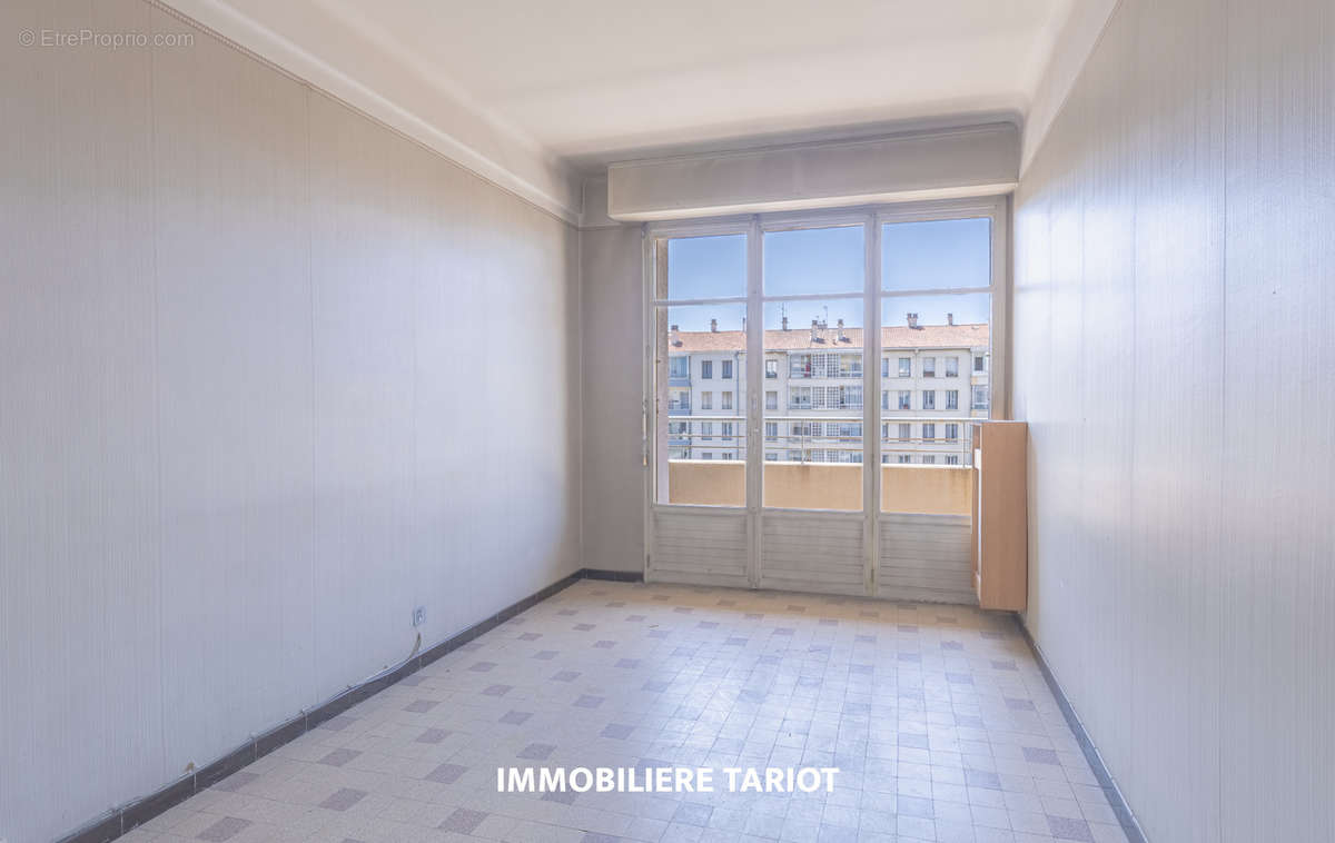 Appartement à MARSEILLE-9E