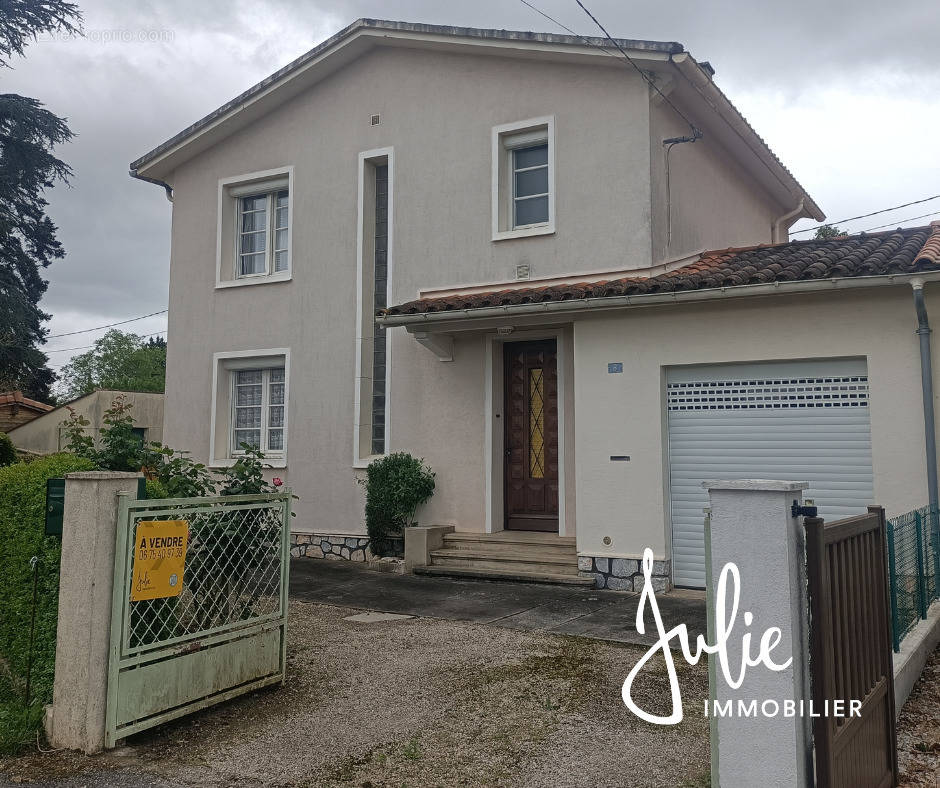 Maison à CASTRES