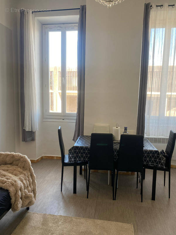 Appartement à MARSEILLE-15E