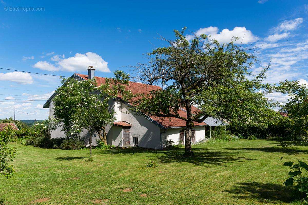 Maison à MONTENOIS