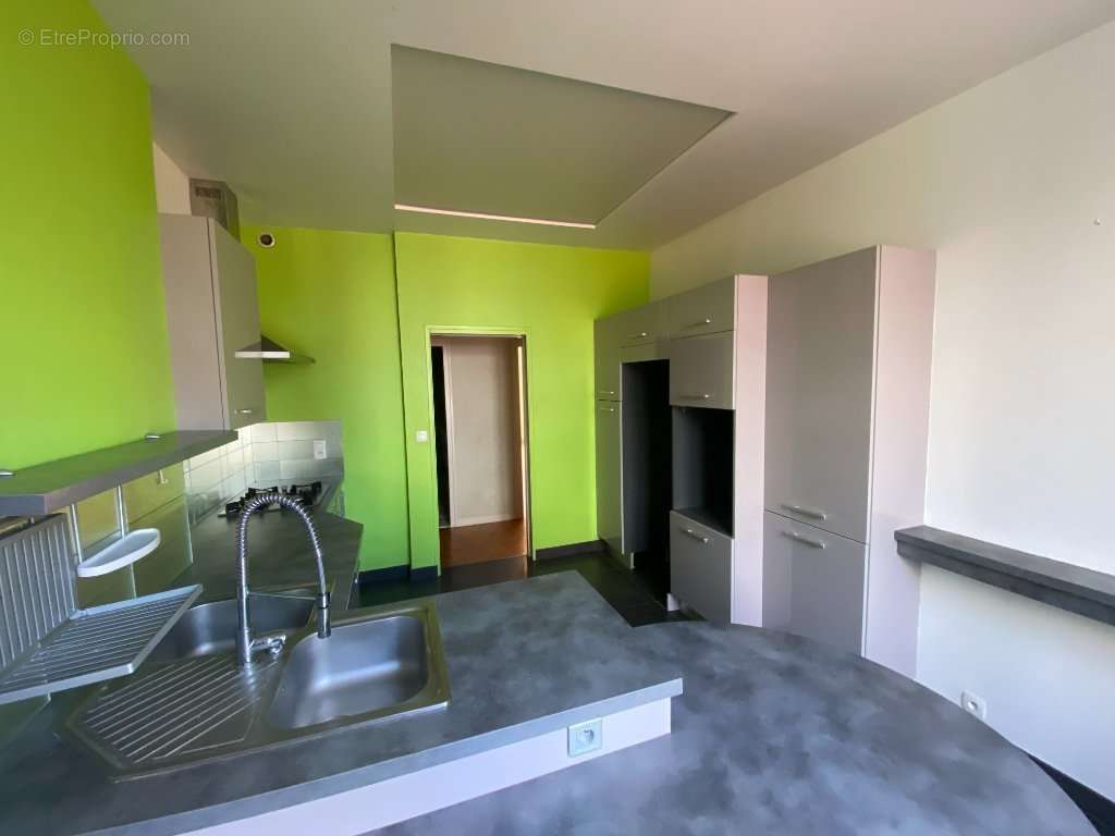 Appartement à SAINT-ETIENNE