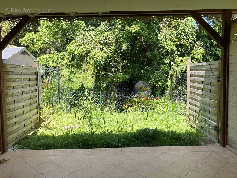 Appartement à PETIT-BOURG