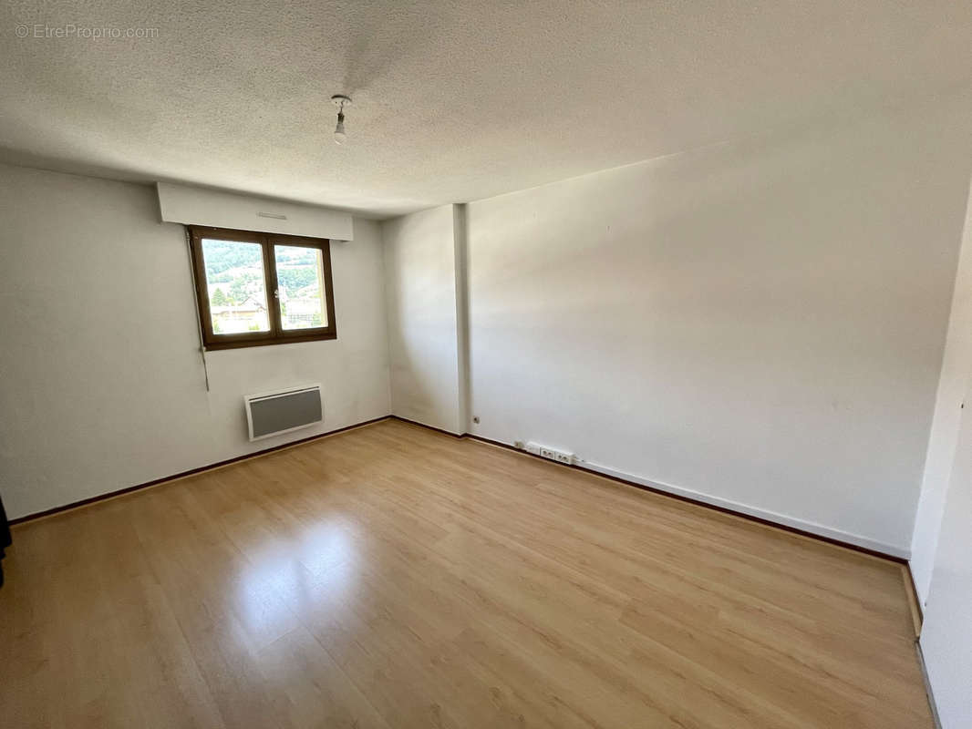 Appartement à CLUSES