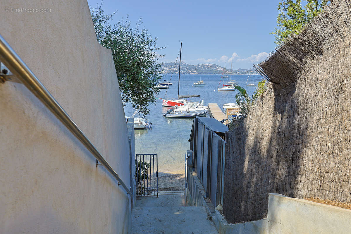 Maison à HYERES