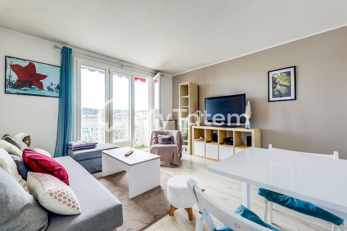 Appartement à RUEIL-MALMAISON