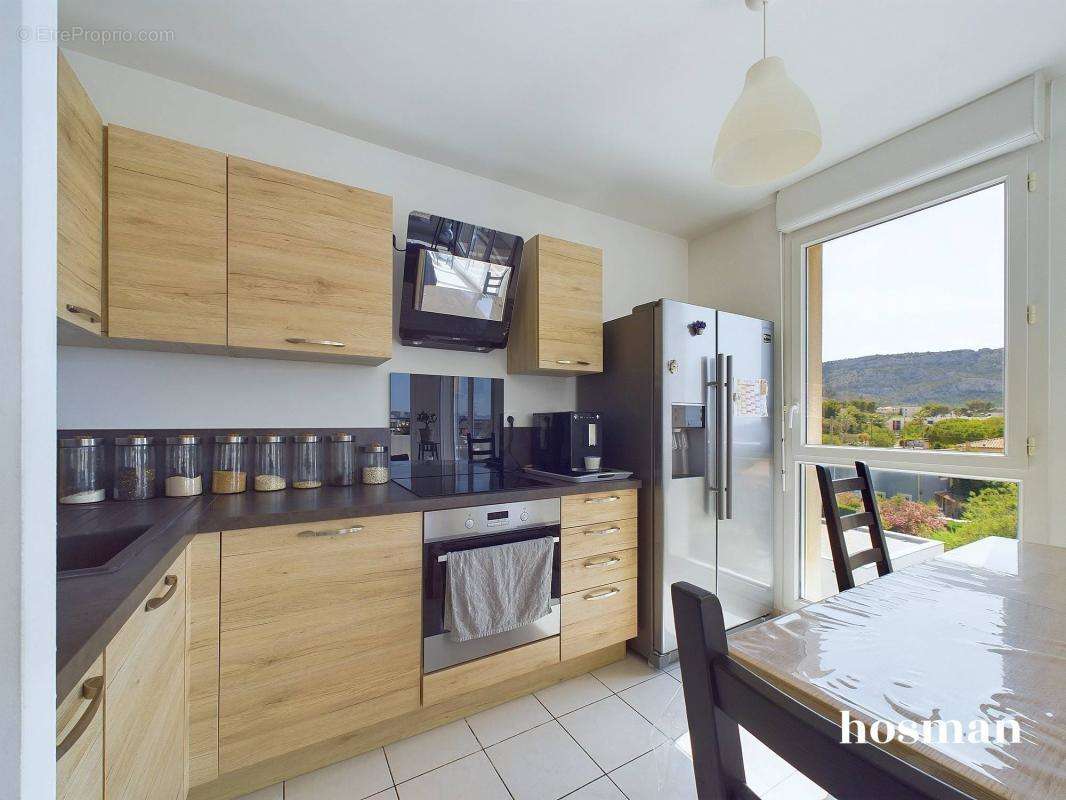 Appartement à MARSEILLE-9E