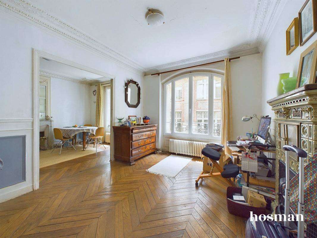 Appartement à PARIS-19E