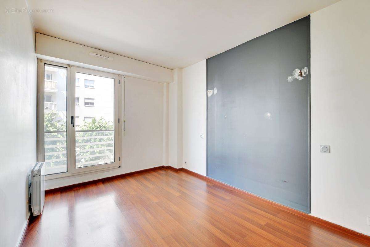 Appartement à PARIS-20E