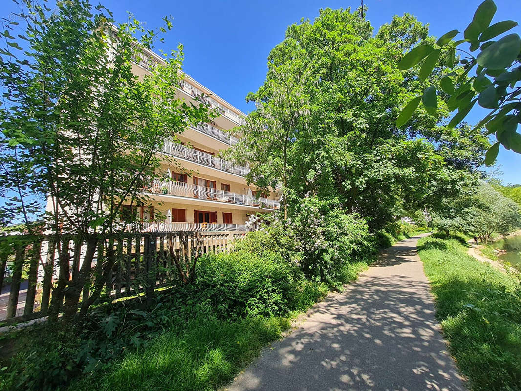 Appartement à CHAMPIGNY-SUR-MARNE