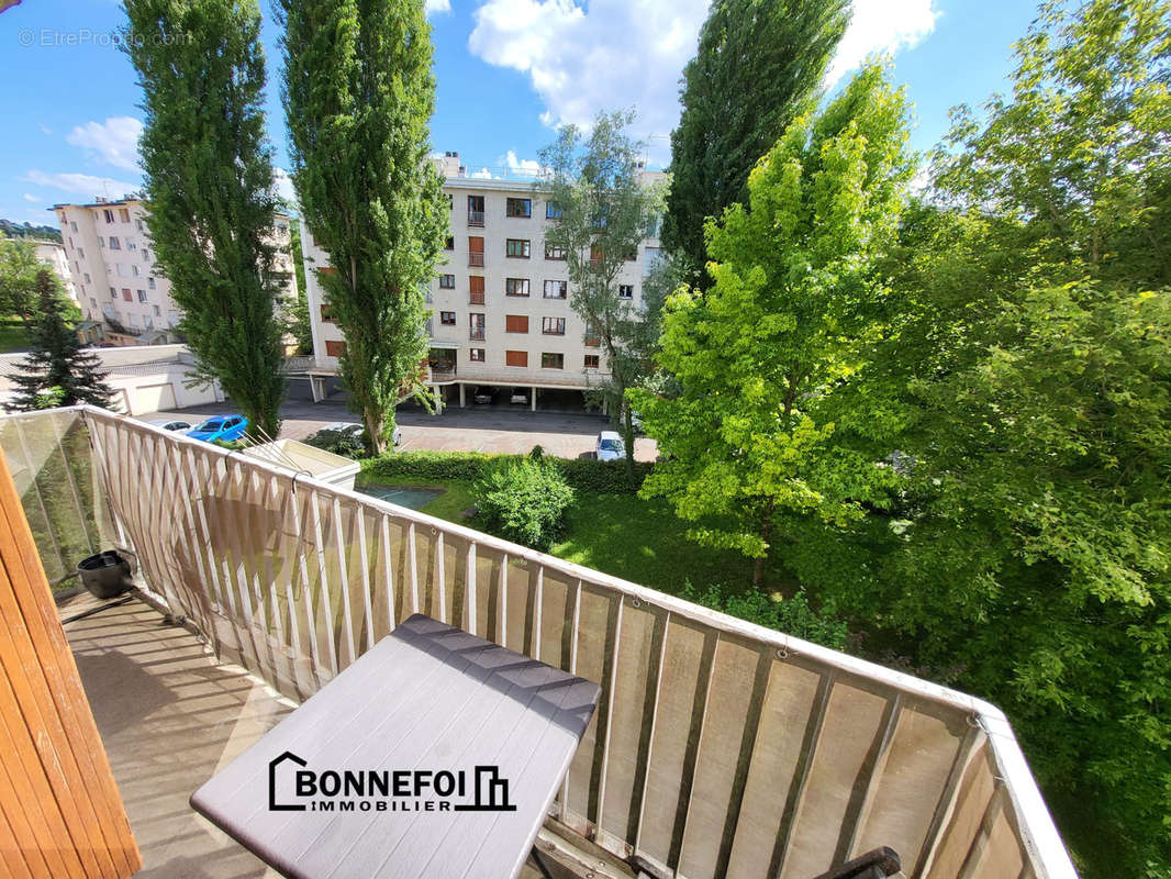 Appartement à CHAMPIGNY-SUR-MARNE