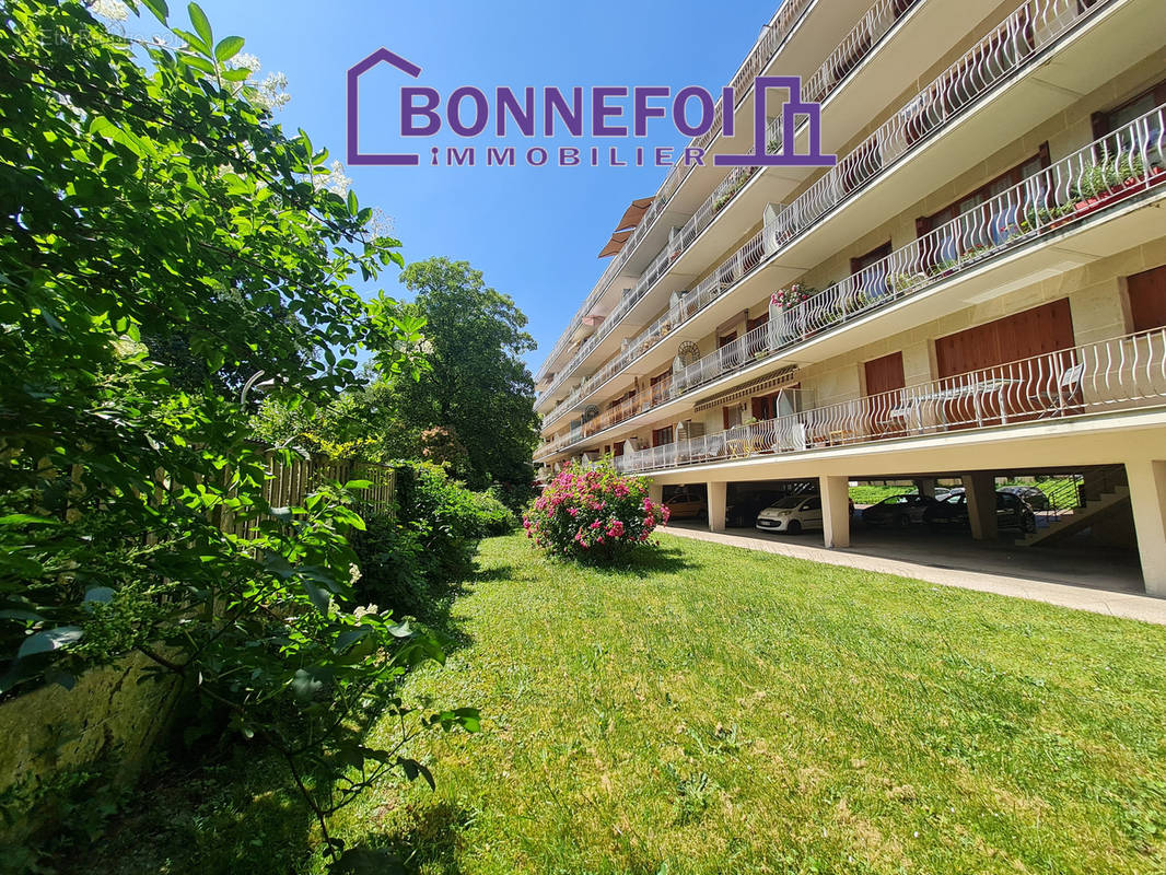 Appartement à CHAMPIGNY-SUR-MARNE