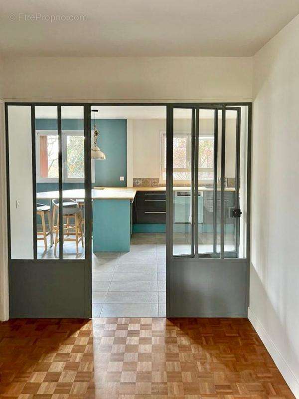 Appartement à GARCHES