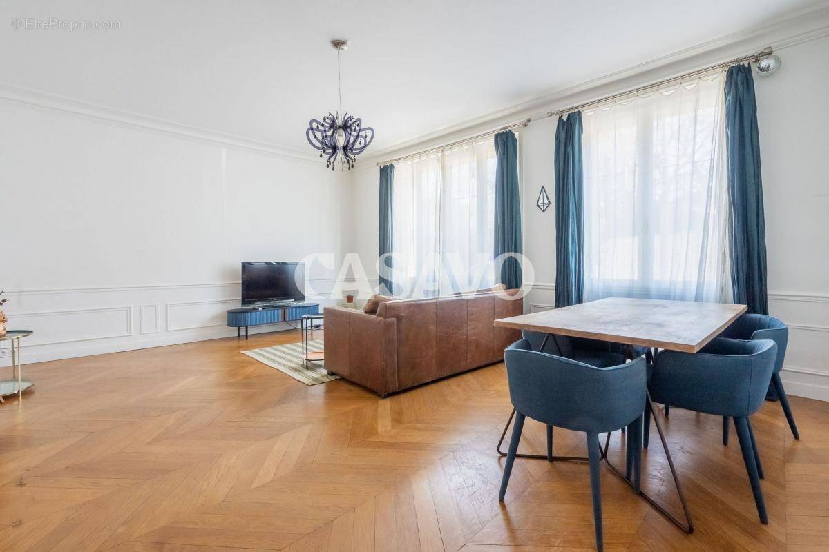 Appartement à PARIS-19E