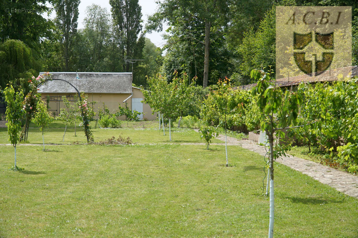 Maison à CLOYES-SUR-LE-LOIR