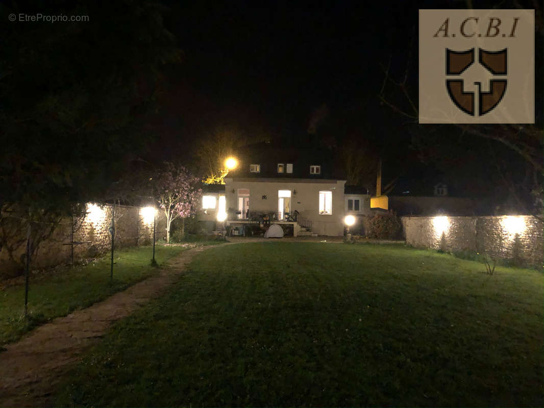 Maison à CLOYES-SUR-LE-LOIR