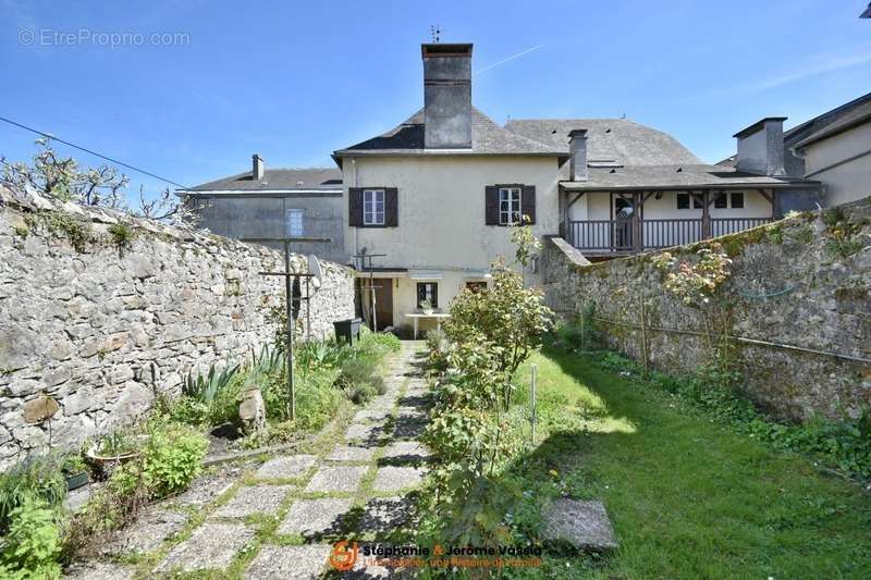 Maison à BRUGES-CAPBIS-MIFAGET