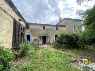 Maison à GIRONDE-SUR-DROPT