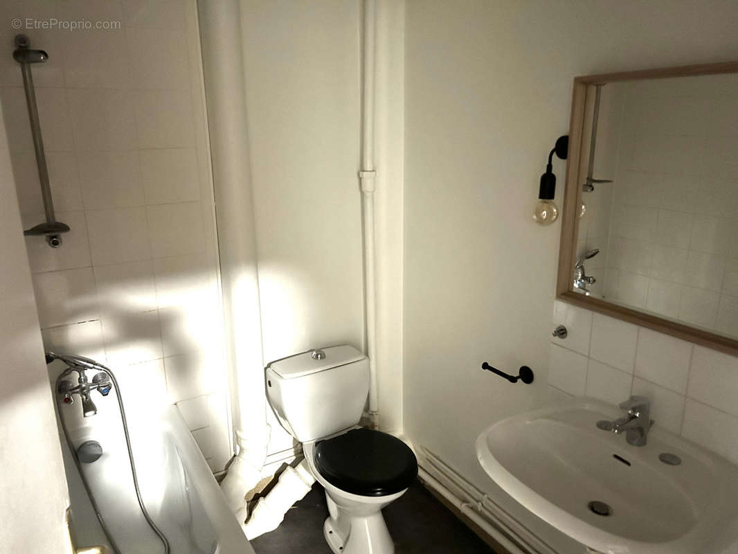 Appartement à PARIS-14E