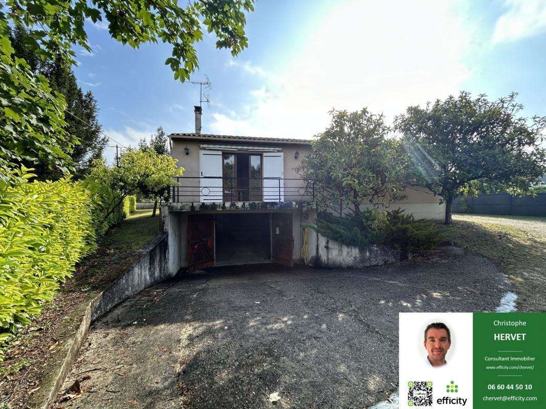 Maison à CHATEAUNEUF-SUR-CHARENTE