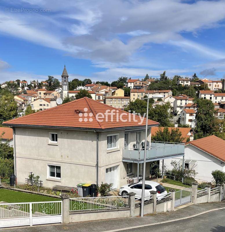 Maison à SAYAT