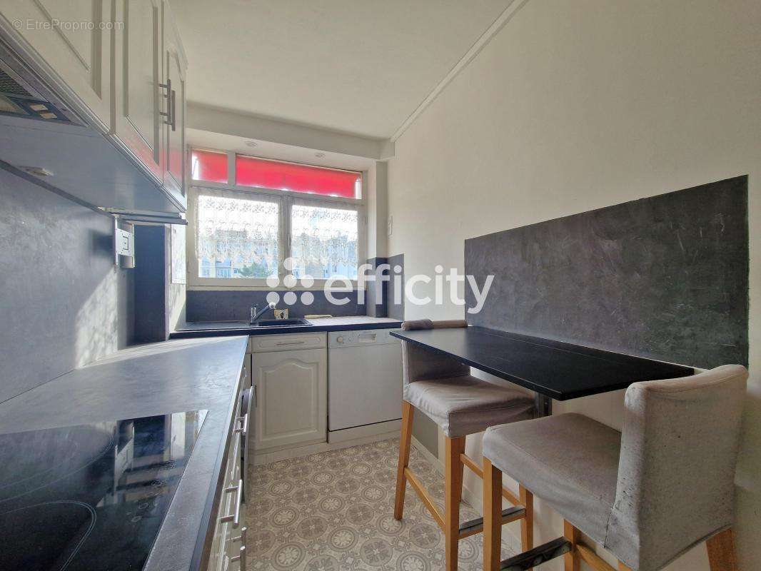 Appartement à ASNIERES-SUR-SEINE