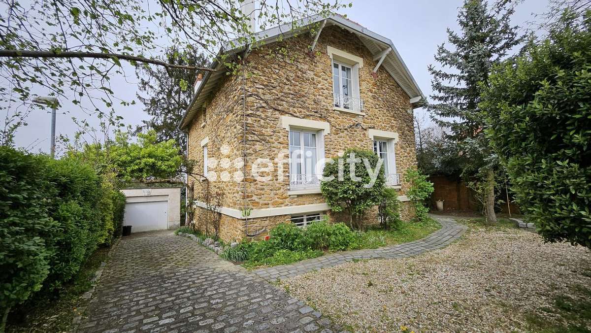 Maison à SUCY-EN-BRIE