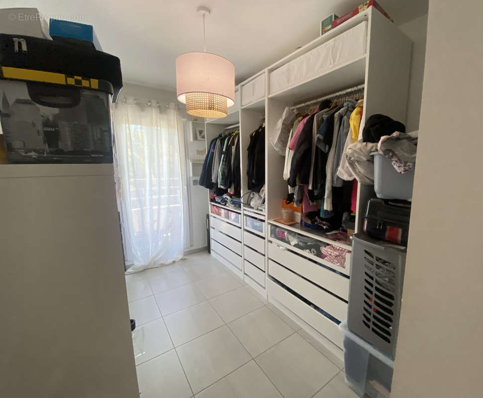 Appartement à MARSEILLE-13E