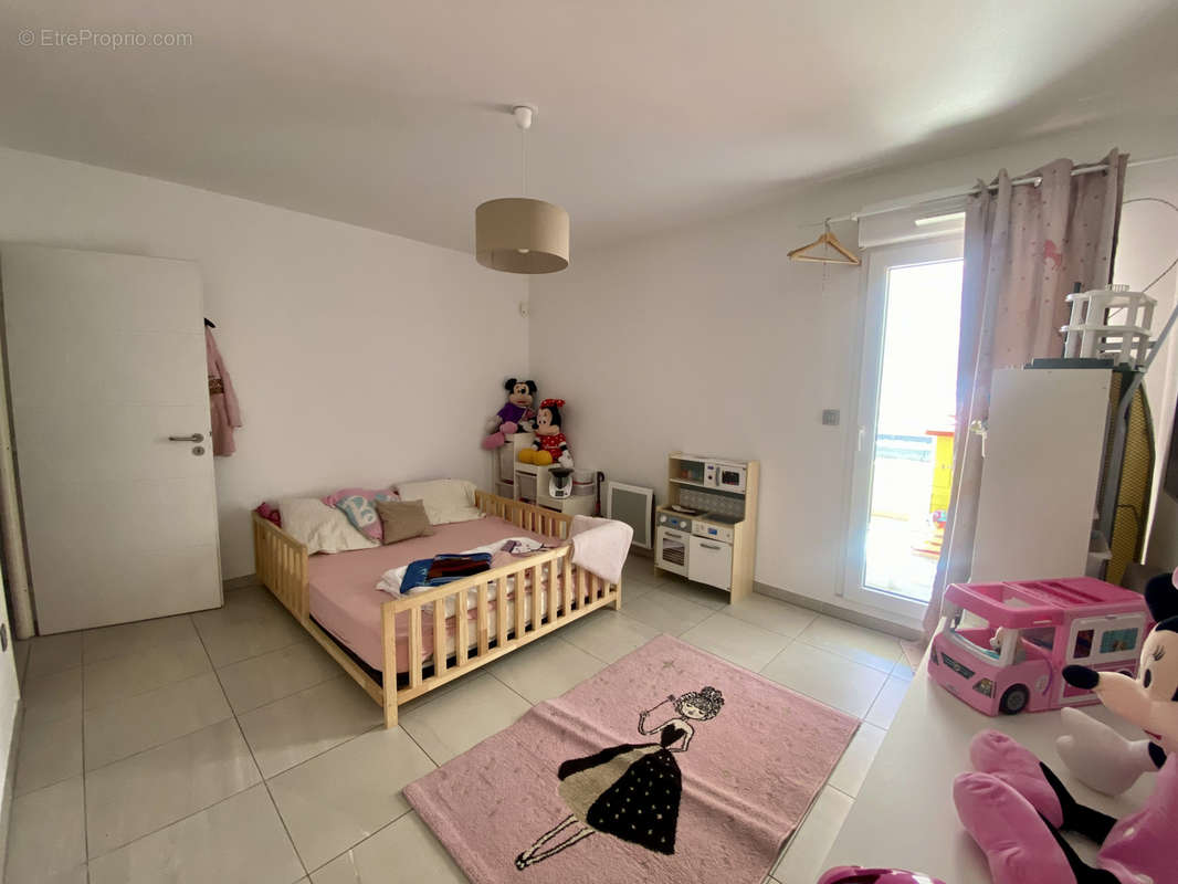 Appartement à MARSEILLE-13E