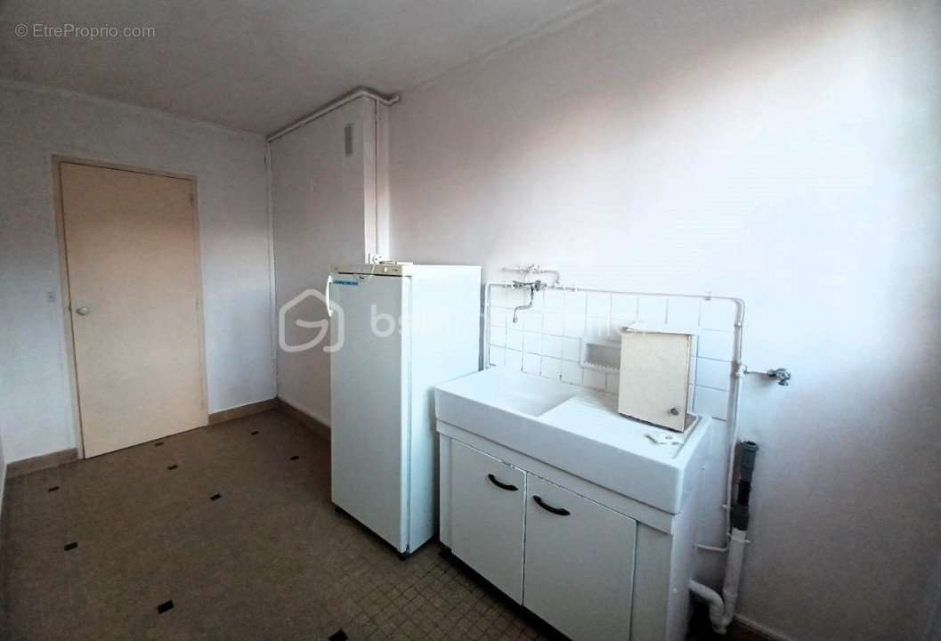 Appartement à PARIS-20E