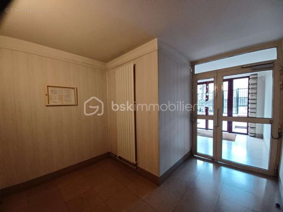 Appartement à PARIS-20E