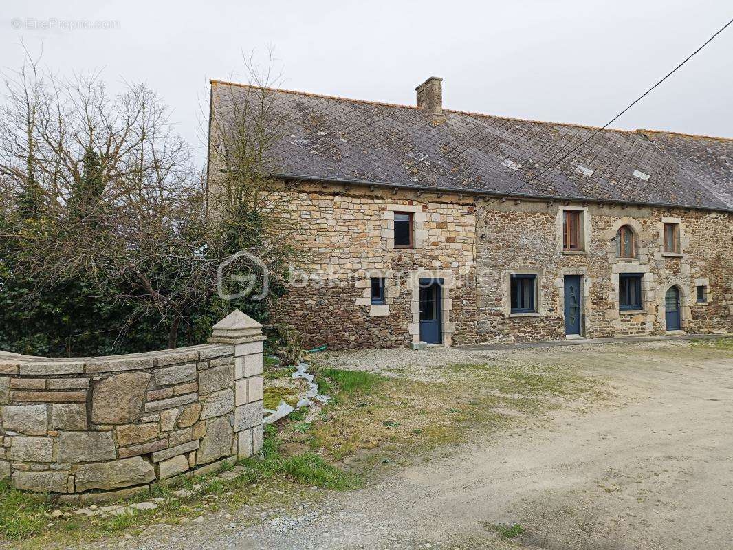 Maison à YVIGNAC-LA-TOUR