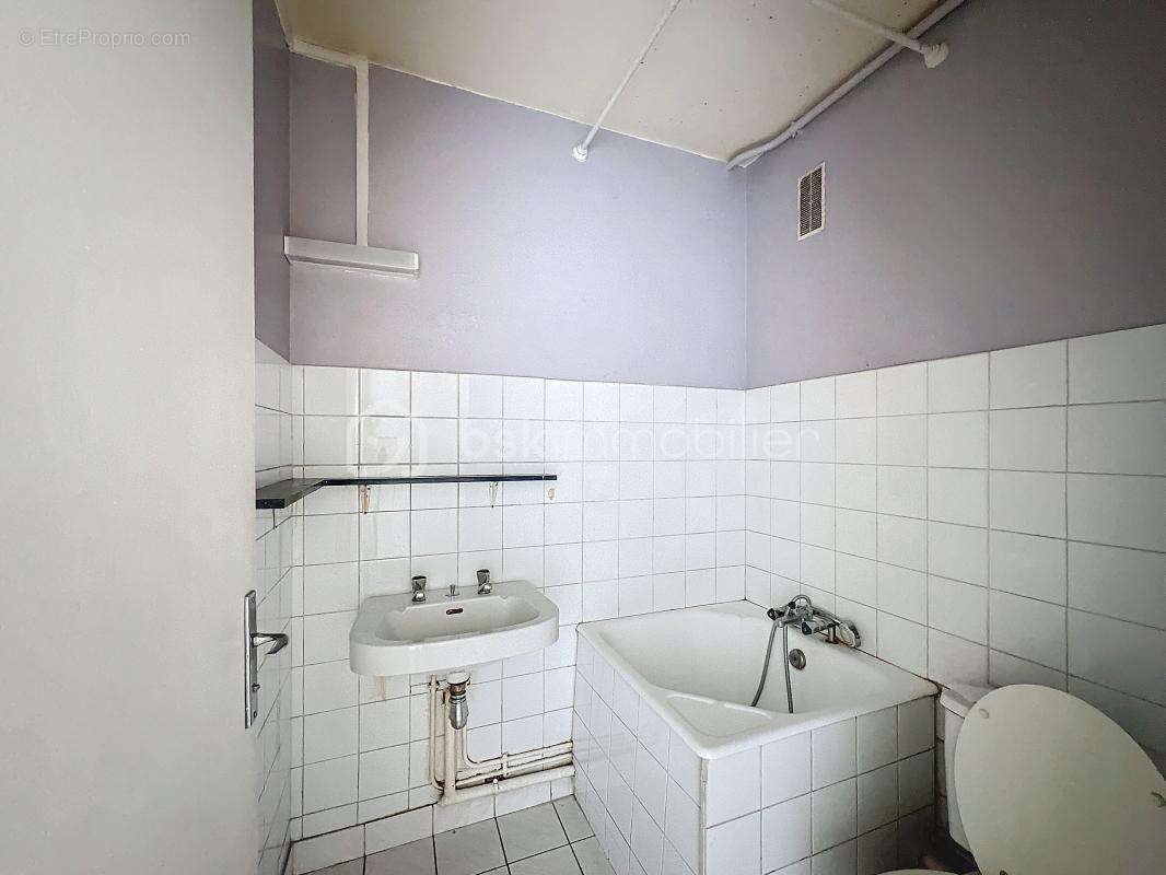 Appartement à PARIS-20E