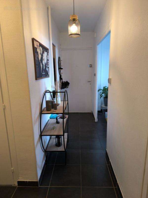 Appartement à SAINT-ETIENNE