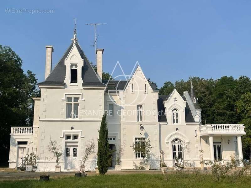 Maison à LOCHES