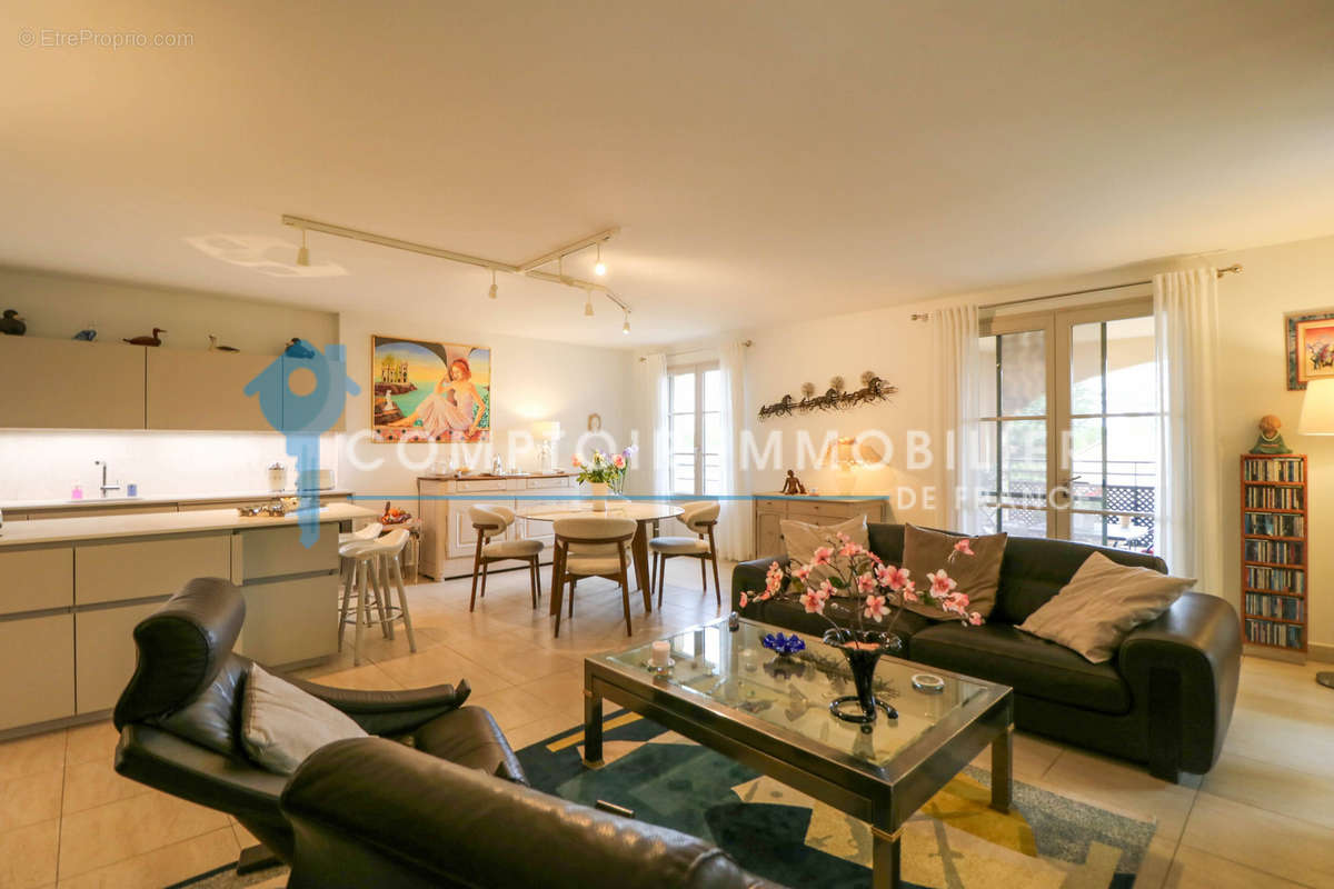 Appartement à UZES